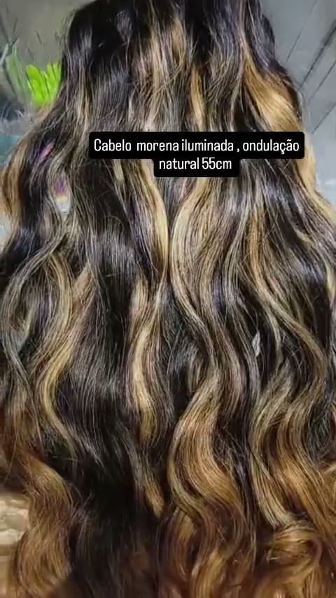Cabelo morena iluminada , ondulação natural 55cm