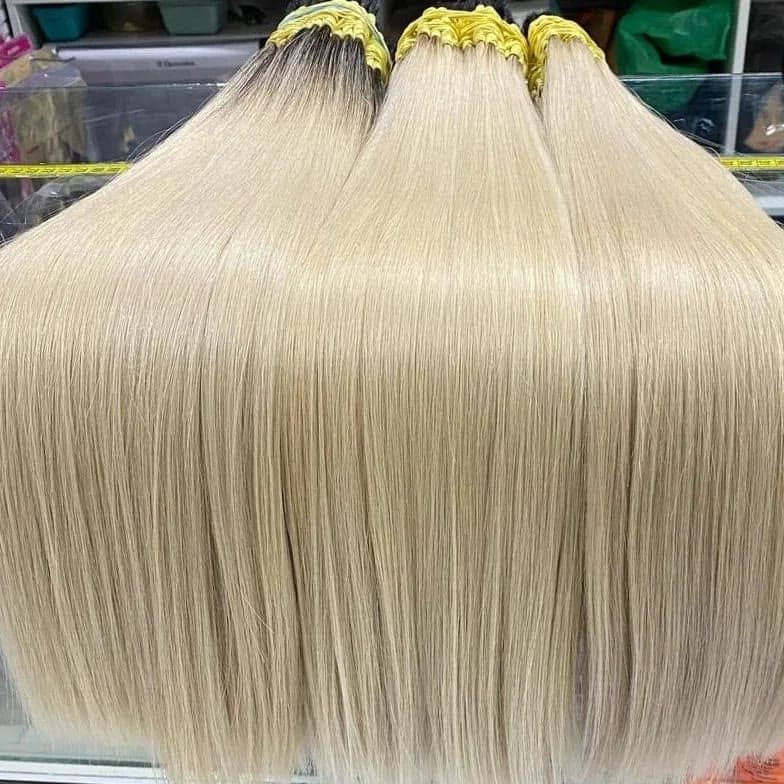 Cabelo Brasileiro Liso Loiro com Raiz Esfumada 65cm